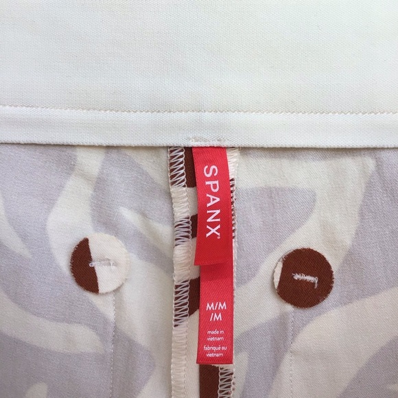 Spanx On-the-Go Printed Ankle Slim Straight Pant Clay Zebra Stripe Size Medium - Picture 11 of 12